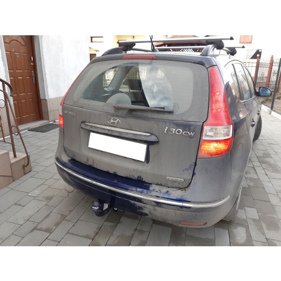 Hak holowniczy <b>Hyundai i30 I kombi CW</b> (03.2008r. - 07.2010r.)