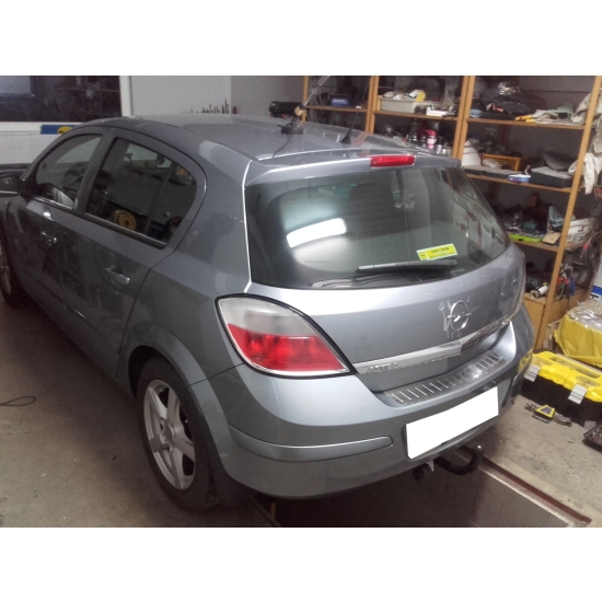 Hak holowniczy <b>Opel Astra III (H) hatchback</b> (03.2004r. - 10.2009r.)