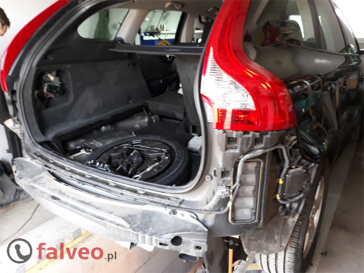 Hak holowniczy Volvo XC 60 (rok 2014) Relacja z montażu haka