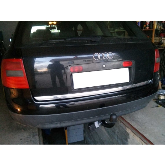 Hak holowniczy <b>Audi A6 C5 sedan i kombi</b> (04.1997r. - 03.2005r.)