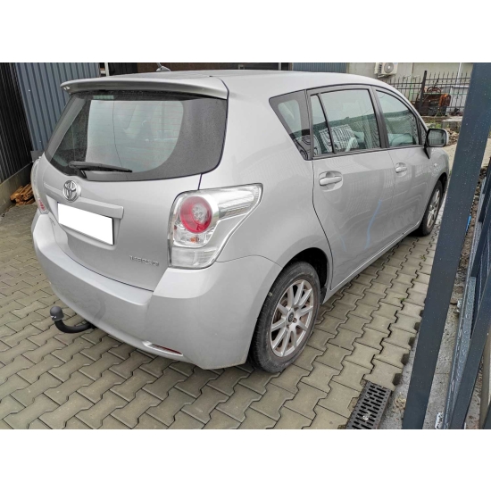 Hak holowniczy <b>Toyota Verso 5 drzwi VAN</b> (2009r. - 2018r.)